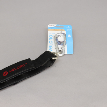 VELCRO® Brand large Easy Hang strap 40mm x 830mm BLACK